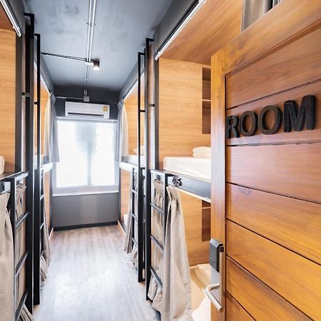 Bunkbed Hostel Makkasan Exterior photo